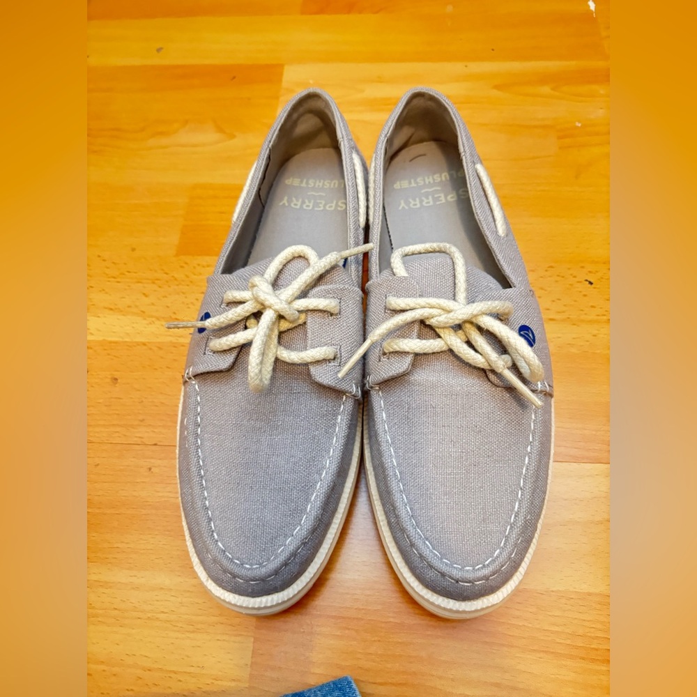 Sperry Gray and White Boat Shoes NEW